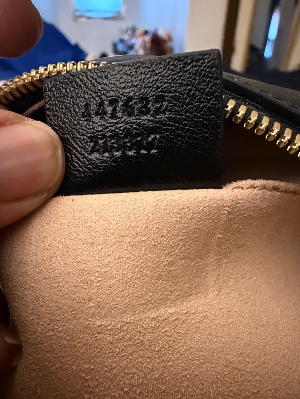 Women designer Crossbody - Picture 6 of 6